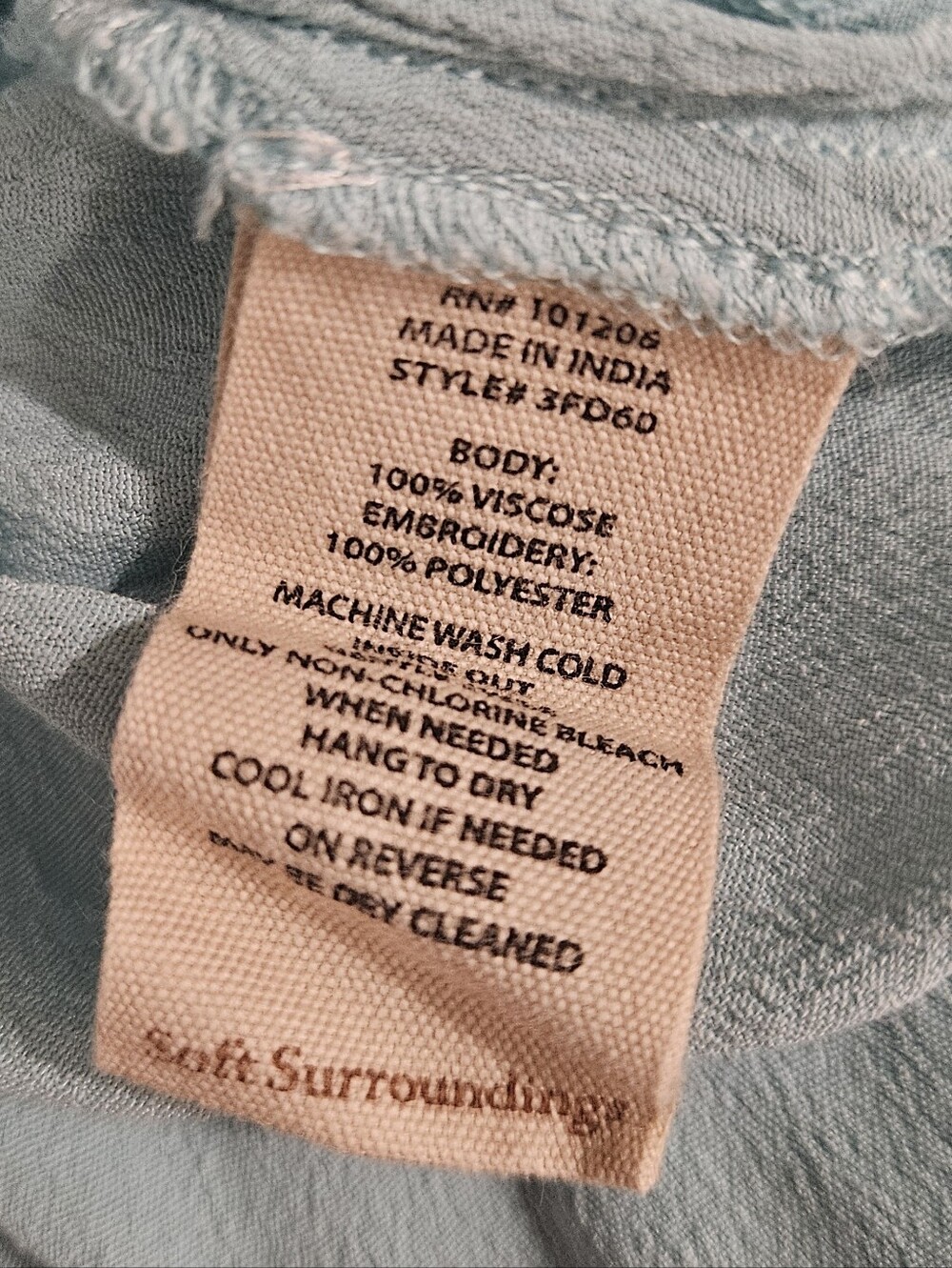 Soft Surroundings Light Blue Embroidered Tunic Top Petite Large Coastal Grandma - Picture 8 of 8